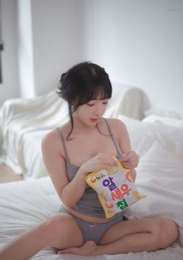 我和公gong在厨房三级网站