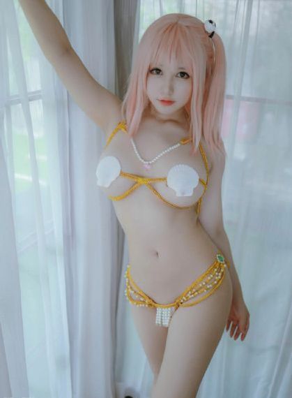 日本人强开乳罩摸双乳吃奶